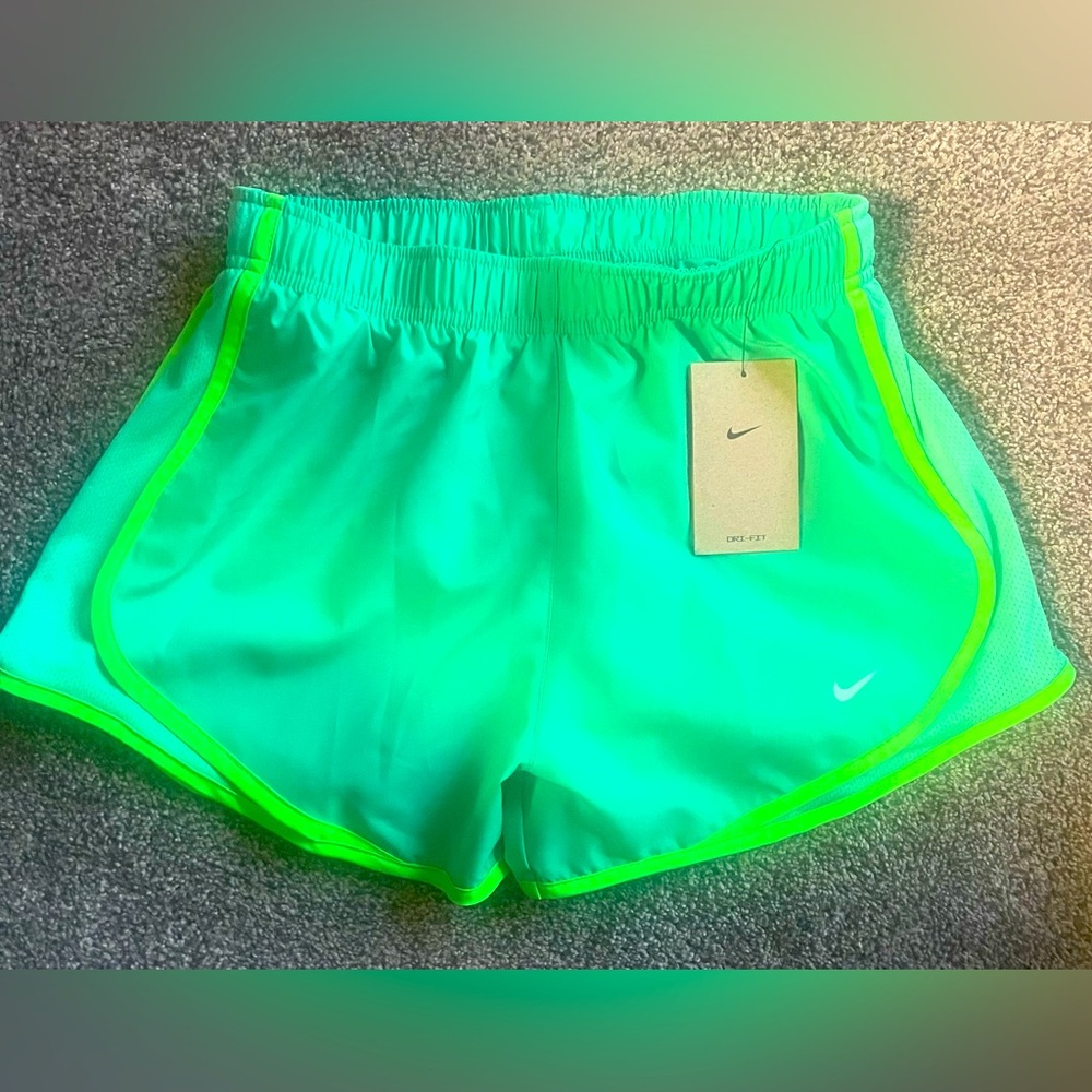 NWT Nike Dri-Fit Women’s Small Running Shorts